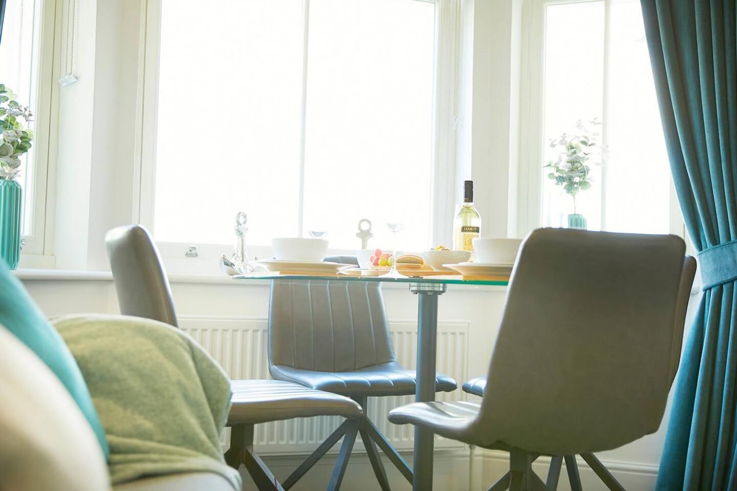 Sea View Serenity Breath Taking Sea View Sleeps 4 Scarborough Exteriör bild