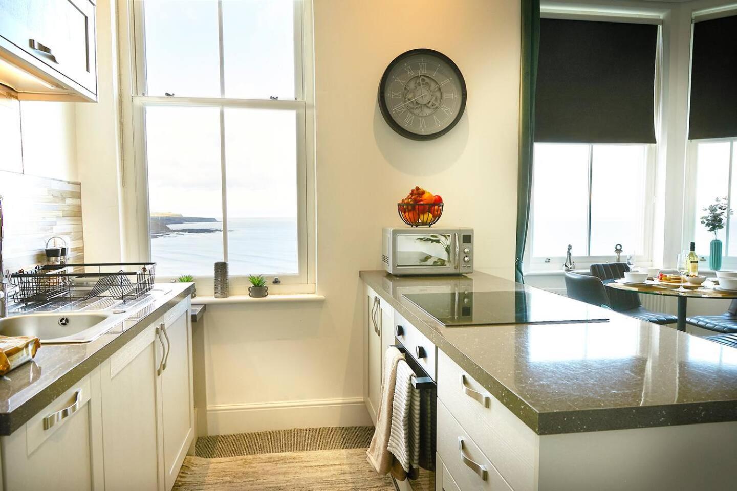 Sea View Serenity Breath Taking Sea View Sleeps 4 Scarborough Exteriör bild